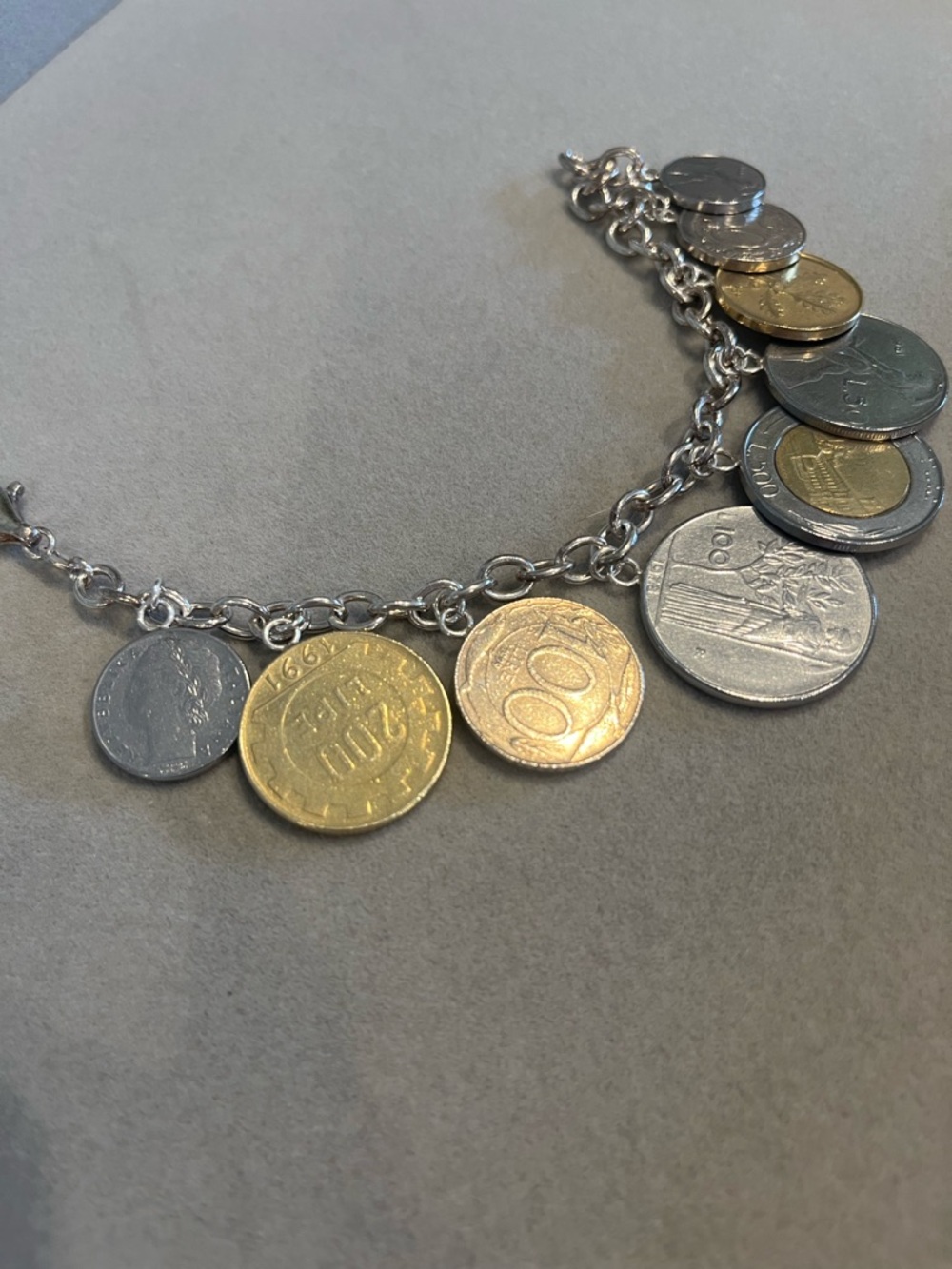 14k Gold and Silver Italian Lira Coin Charm Bracelet 8” - Picture 4 of 8